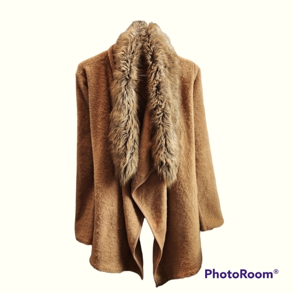 Bar III Women's Wool Blend Camel Open Waterfall Cardigan Faux Fur Neck & Lapel M - Picture 1 of 11
